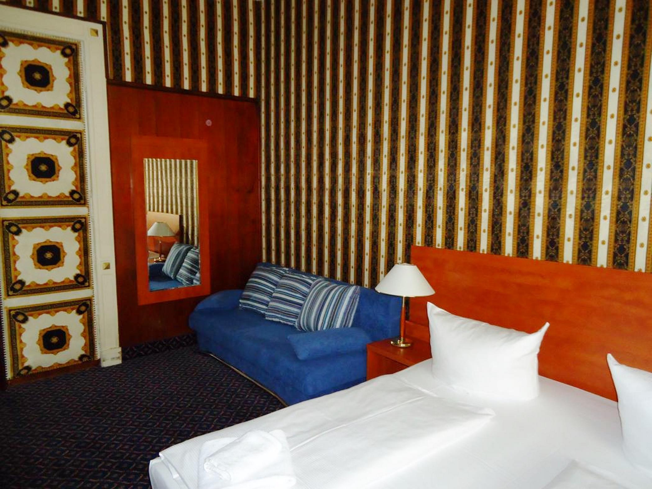 City Hotel Am Kurfuerstendamm Berlin Bagian luar foto