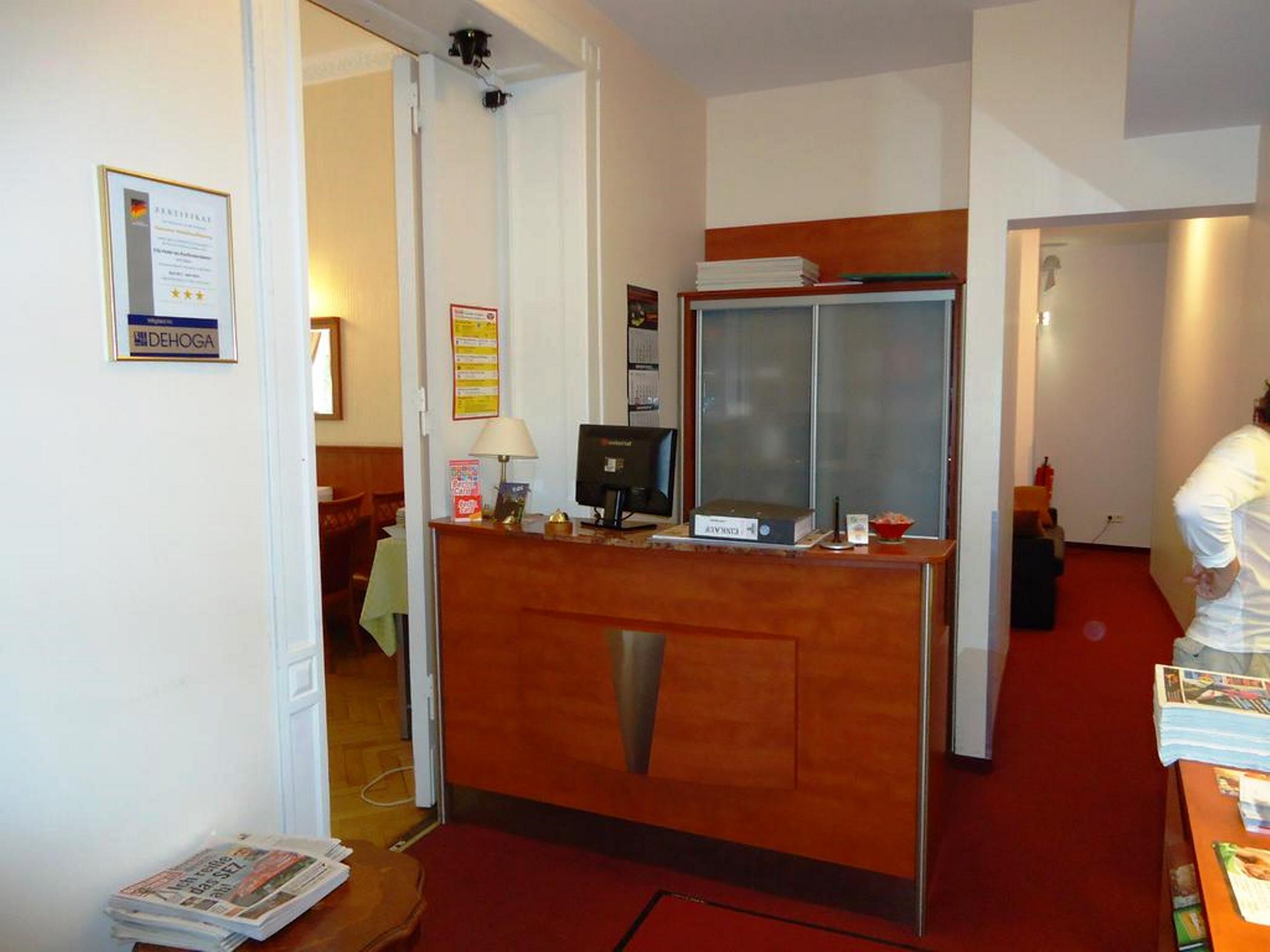 City Hotel Am Kurfuerstendamm Berlin Bagian luar foto