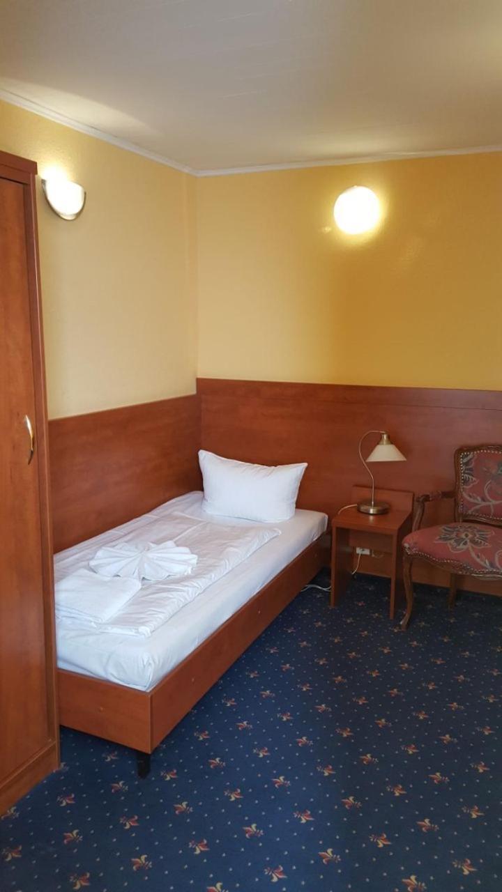 City Hotel Am Kurfuerstendamm Berlin Bagian luar foto
