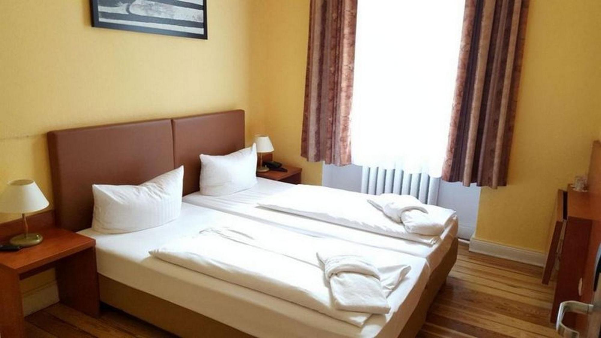 City Hotel Am Kurfuerstendamm Berlin Bagian luar foto