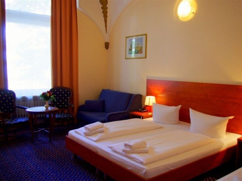 City Hotel Am Kurfuerstendamm Berlin Bagian luar foto