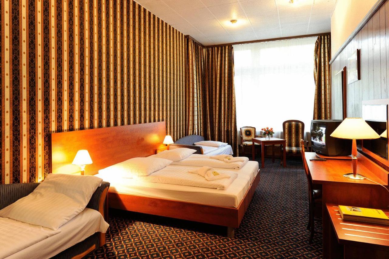City Hotel Am Kurfuerstendamm Berlin Ruang foto